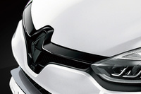 現行モデルはこれで最後! 「ルノー・ルーテシア ルノースポール」に50台の限定モデルの画像