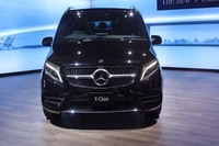 マイナーチェンジでスタイリッシュに 最新の「メルセデス・ベンツVクラス」が日本上陸【東京モーターショー2019】の画像