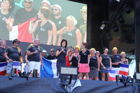 スマートブランドの責任者アネッテ・ヴィンクラー氏(中央:当時)は自らイベントをリード。ハンバッハ工場のスタッフとともに。