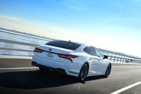 今回の試乗では、約130kmの道のりを走行。11.1km/リッターの燃費(満タン法)を記録した。