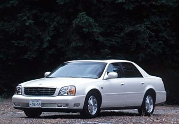 【スペック】全長×全幅×全高=5260×1900×1440mm/ホイールベース=2930mm/車重=1850kg/駆動方式=FF/4.6リッターV8DOHC32バルブ(205ps/5600rpm、407ps/4000rpm)/車両本体価格=710.0万円(テスト車=833.0万円、フロントアダプティブシート(革張りシート)、電動スライディングルーフ、ナイトビジョン、キャデラックビジョン)