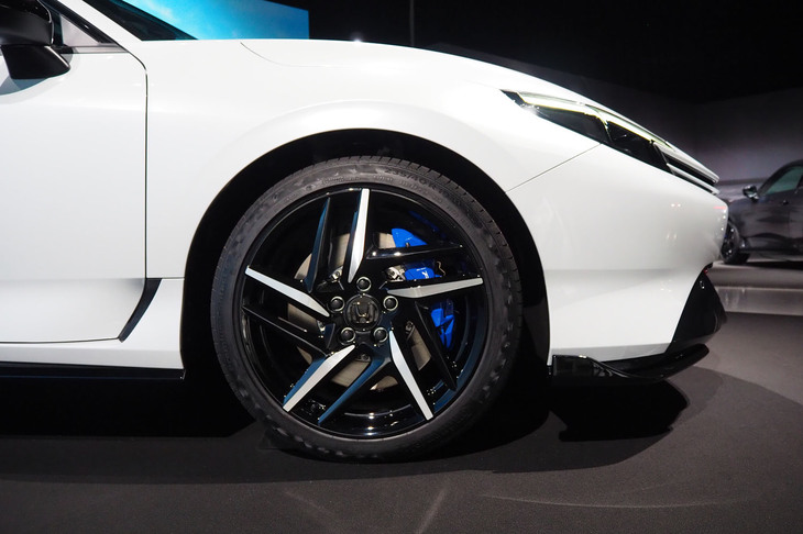 ホンダ・プレリュード(純正アクセサリー装着車のフロントホイール)