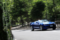 「カマロ コンバーチブル」には、走行に関連する各種制御をスイッチひとつで切り替えるドライブモードセレクターが装備されている。選択できる走行モードは「ツーリング」「スポーツ」「雪/凍結」の3種類。