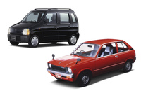 47万円という価格設定が話題を呼んだ「アルト」(1979年、右下)と、軽ハイトワゴンというジャンルを築き上げた「ワゴンR」(1993年、左上)。ともに多くのフォロワーを生むヒット商品となった。