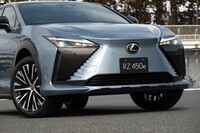 スピンドルグリルを進化させたスピンドルボディーは、グリル(があるはずの場所)からボディーへとシームレスにつながるのがポイント。開口部はほとんどない。