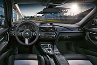 最高出力460psの高性能セダン「BMW M3 CS」発売の画像