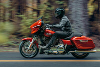 ハーレーダビッドソンが「ロードグライド」「ストリートグライド」の2024年モデルを発売の画像