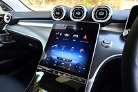 輸入車チョイ乗りリポート 第4回:妻子を連れて何に乗る?の画像