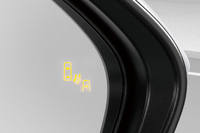 「B」グレードは予防安全装備の一部も簡素化されており、ブラインドスポットモニターや後退時パーキングサポートブレーキなどがオプションでも選択不可となる。