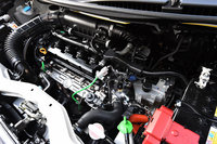 ハイブリッドシステムは自然吸気の1.2リッター直4エンジンに、エンジンの始動をつかさどるISG、走行とブレーキエネルギー回生を担うMGUを組み合わせたもの。