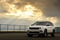 輸入車チョイ乗りリポート 第1回:カモンベイビー アメリカ!の画像