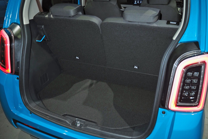 ホンダN-ONE e:(荷室)