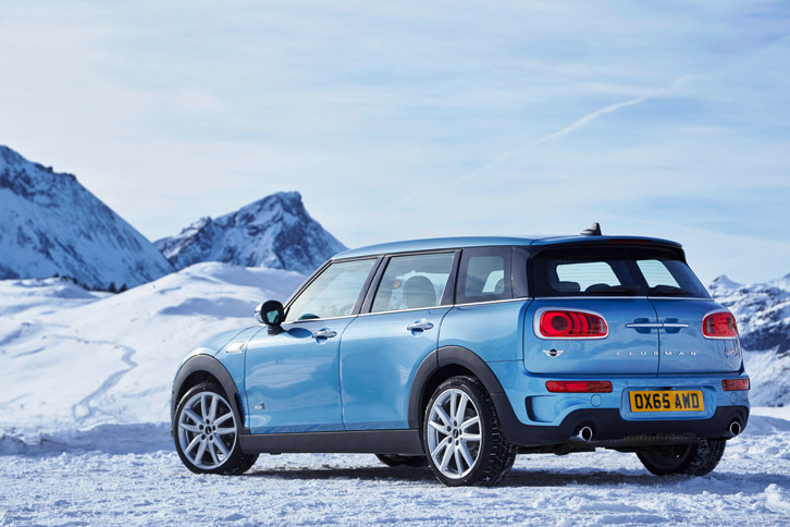 「MINIクラブマン」に4WD車が設定されるのは、今回が初となる。