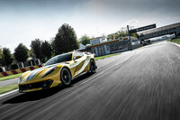 フェラーリ812コンペティツィオーネ