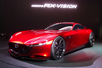 マツダがロータリーのFRスポーツカーを発表【東京モーターショー2015】