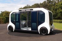 「トヨタe-Palette(eパレット)」
	トヨタが次世代モビリティーとして開発している自動運転EV。東京2020オリンピック・パラリンピック大会では選手村内で運用された。