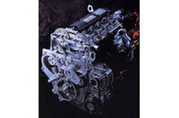 2.2リッター直4「ECOTEC」ユニット。欧州にはこのほか、ガソリンエンジンが2種類(1.8リッター直4、3.2リッターV6)、ディーゼル2種類(2リッター直4、2.2リッター直4)が用意される。