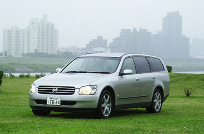 【スペック】全長×全幅×全高=4765×1760×1510mm/ホイールベース=2850mm/車重=1680kg/駆動方式=4WD/2.5リッターV6DOHC24バルブターボ・インタークーラー付き(280ps/6400rpm、41.5kgm/3200rpm)/車両本体価格=325.0万円(テスト車=367.0万円/DVDナビゲーションシステム+前席&カーテンエアバッグ+後席3点シートベルト+BOSEサウンドシステム)