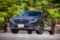 2022年9月に登場した「クロストレック」は、これまで「スバルXV」の名で国内販売されてきたクロスオーバーSUVの最新型。2010年にデビューした「インプレッサXV」から数えて4代目にあたる。