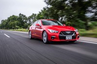 ナビで目的地をあらかじめ設定したうえで、高速道路走行中に「プロパイロット2.0」のハンズオフ機能が使用できる。