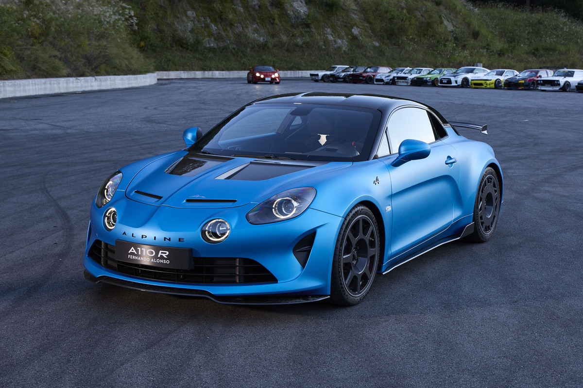 フェルナンド・アロンソが仕立てた「A110 R」 1台限定で発売 