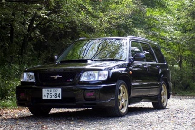 【スペック】全長×全幅×全高=4485×1735×1535mm/ホイールベース=2525mm/車重=1410kg/駆動方式=4WD/2リッター水平対向4ターボインタークーラー付き(250ps/6000rpm、31.5kgm/4000rpm)/車両本体価格=260.0万円(テスト車=同じ)