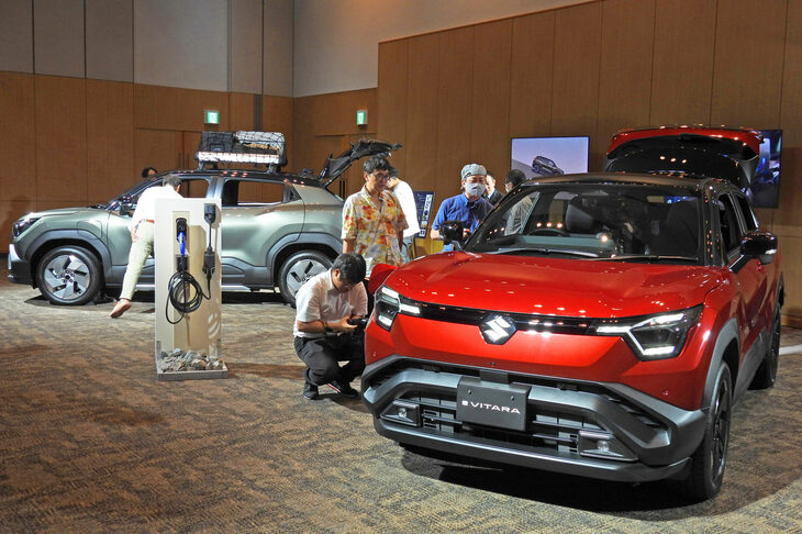 「スズキeビターラ」の発表会の様子。