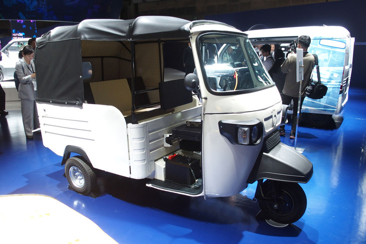 リキシャ(電動三輪タクシー)