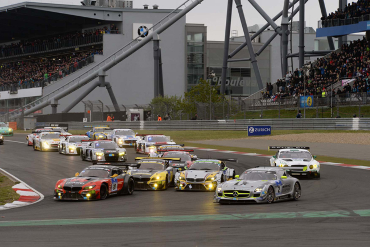 ニュルブルクリンク24時間耐久レース 2011 写真集 ニュルブルクリンク24時間耐久レース 2011