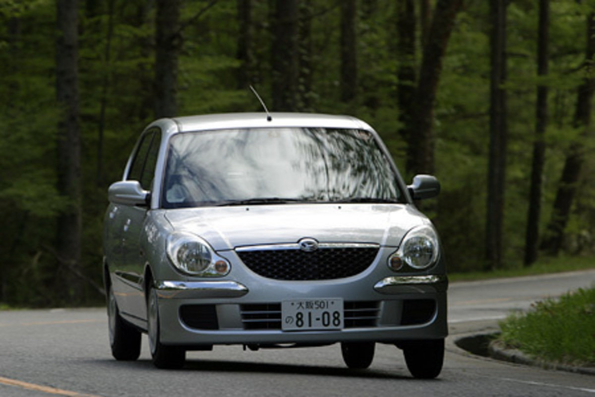 ダイハツ・ストーリア CL Limited（FF／4AT）【ブリーフテスト 