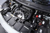 エンジンは1.6リッターガソリンターボと2リッターディーゼルターボの2種類。「アリュール」に搭載されるガソリンエンジンは、最高出力165ps、最大トルク240Nmを発生する。