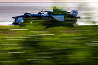 ジャガーが参戦する電動車レースの最高峰、フォーミュラE。レースという厳しい環境で電動化技術を磨き、鍛え上げた技術を量産車分野にフィードバックする狙いもある。