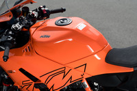 KTM 990 RC R(6MT)の画像