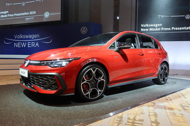 「フォルクスワーゲン・ゴルフGTI」のマイナーチェンジモデル。(以下、写真はすべて欧州仕様車)