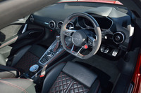 第1回:これぞ“輸入車の王者”の実力!輸入車チョイ乗りリポート~鉄壁のドイツ編~の画像