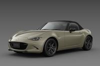 齋藤茂樹氏のオススメは、ずばり「S」グレード。今回の改良の目玉である「アシンメトリックLSD」も装備されない、最もベーシックで最も軽いグレードだ。