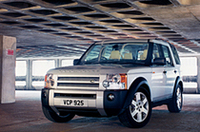 【写真上】レンジローバースポーツ
【写真下】ディスカバリー3