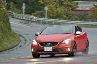 ボルボV40 T5 R-DESIGN(FF/8AT)【試乗記】の画像