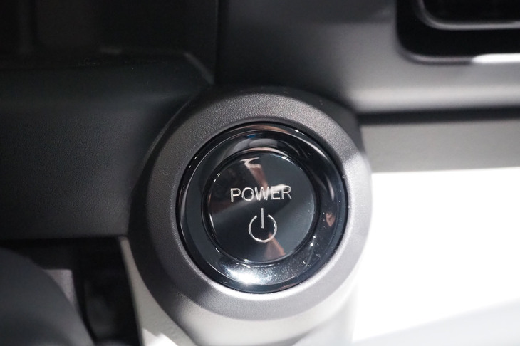 ホンダN-ONE e:(スタート/ストップスイッチ)