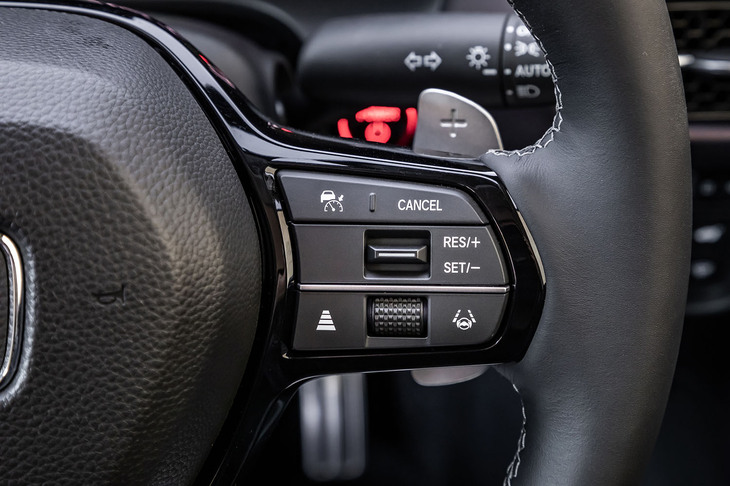 ホンダZR-V e:HEV Z(ステアリングホイールスイッチ)