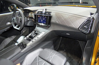 「DS 7クロスバック」のインテリア。