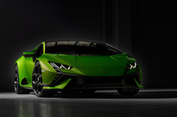 2013年に発表されたV10エンジン搭載のミドシップスポーツ「ウラカン」。20年にわたり歴史を重ねてきたV10ランボの最終章を飾るモデルが、後輪駆動の「ウラカン テクニカ」だ。