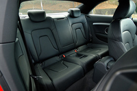 アウディA5 3.2FSIクワトロ(4WD/6AT)【試乗記】の画像