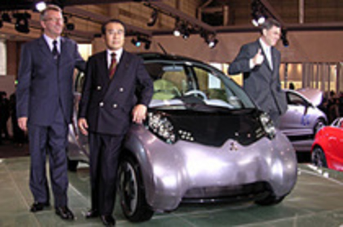 東京モーターショー2003】三菱「概念を具現に」 【ニュース】 - webCG