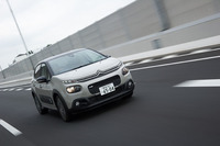 今回のテストドライブでは、高速道路を中心に570km余りを走行。満タン法で12.5km/リッターの燃費を記録した。