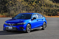 無限は「ダイナミック&スポーツ」というコンセプトのもとに新型「シビック」の用品を開発。走りに関するものとしては、空力パーツやホイール、マフラー、ブレーキパーツなどをラインナップしている。