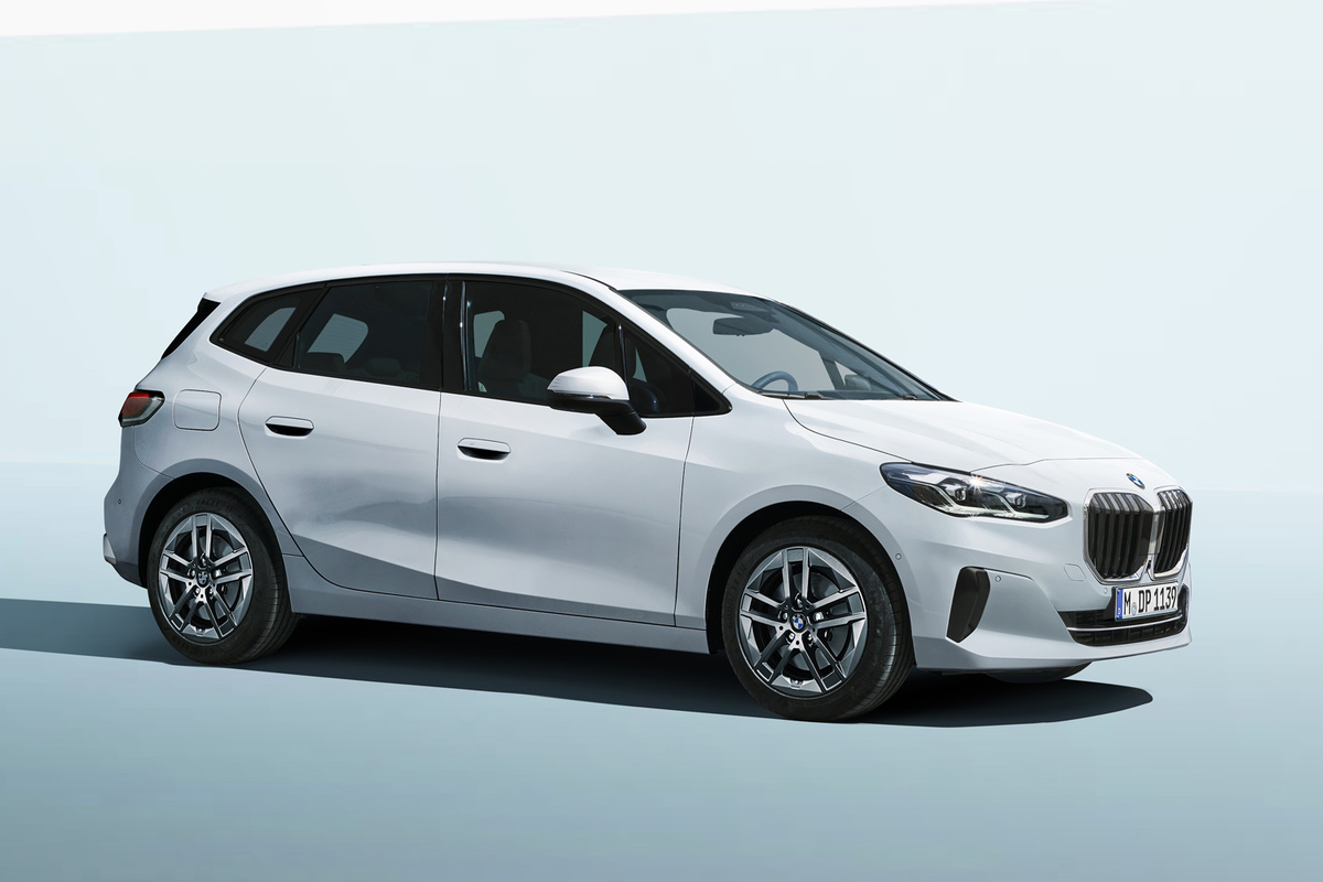 ＢＭＷ 2シリーズアクティブツアラー218dディーゼル 平28年93,500km BMW 2シリーズ アクティブツアラー」に400万円台のエントリーモデルが