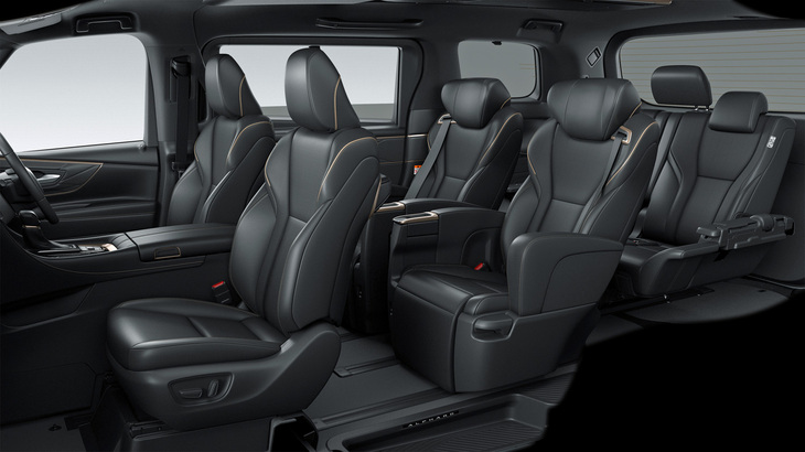 「エグゼクティブラウンジ」ではプレミアムナッパレザーだったシート表皮は、「Z」では合成皮革に。セカンドシートのスライドやサイドサンシェードの操作は手動式で、アームレストなどもやや簡素なものとなるが(それでも十分ゴージャスだが)、おかげで2・3列目間のウオークスルーが可能となっている。