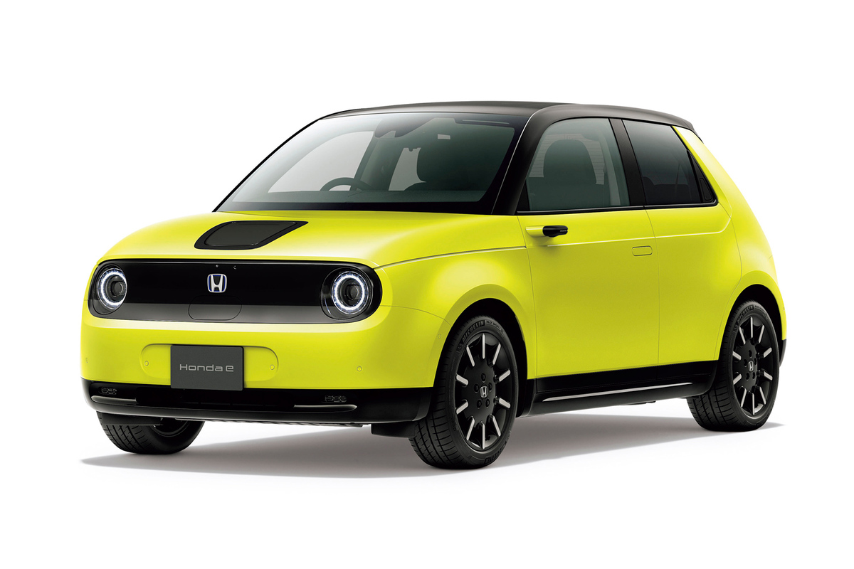ホンダが新型の電気自動車「ホンダe」を発表 取りまわしを重視した都市
