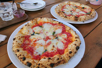 長門牧場内にあるレストラン・コリーヌで食べるマルゲリータは絶品!(著者撮影)